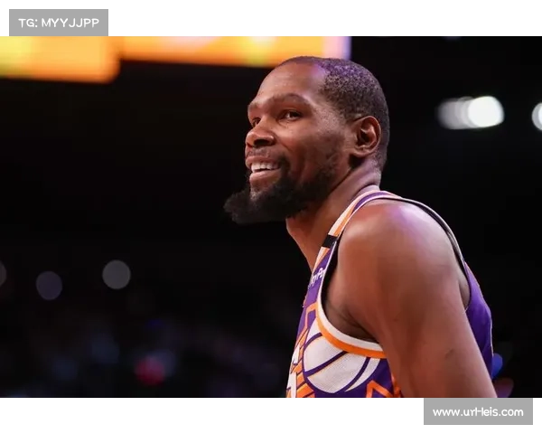 NBA历史对决：雷霆首冠庆典杜兰特见证
